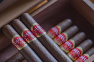 Ohana M13 cigars